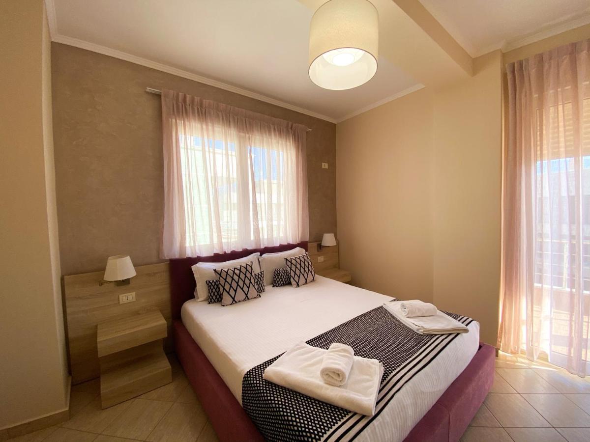 Bel Ami Suita Hotel Орикум Екстериор снимка