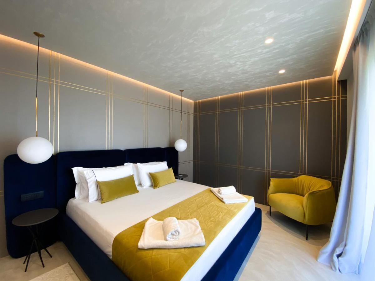 Bel Ami Suita Hotel Орикум Екстериор снимка