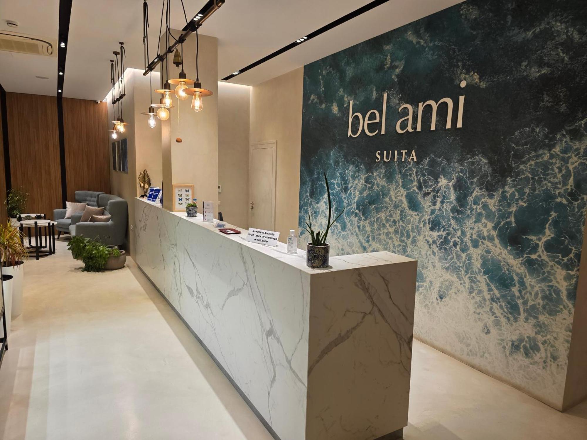 Bel Ami Suita Hotel Орикум Екстериор снимка