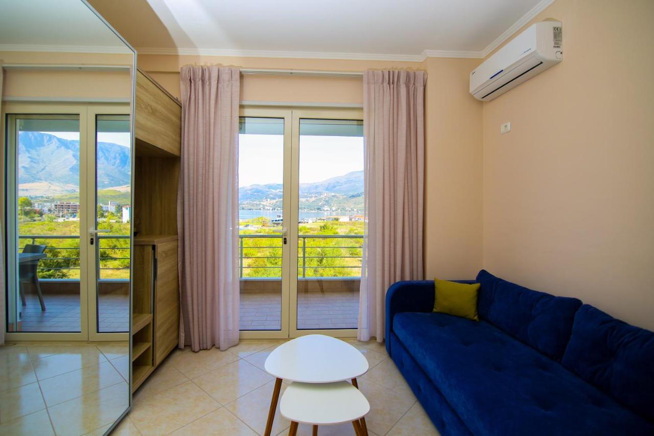 Bel Ami Suita Hotel Орикум Екстериор снимка