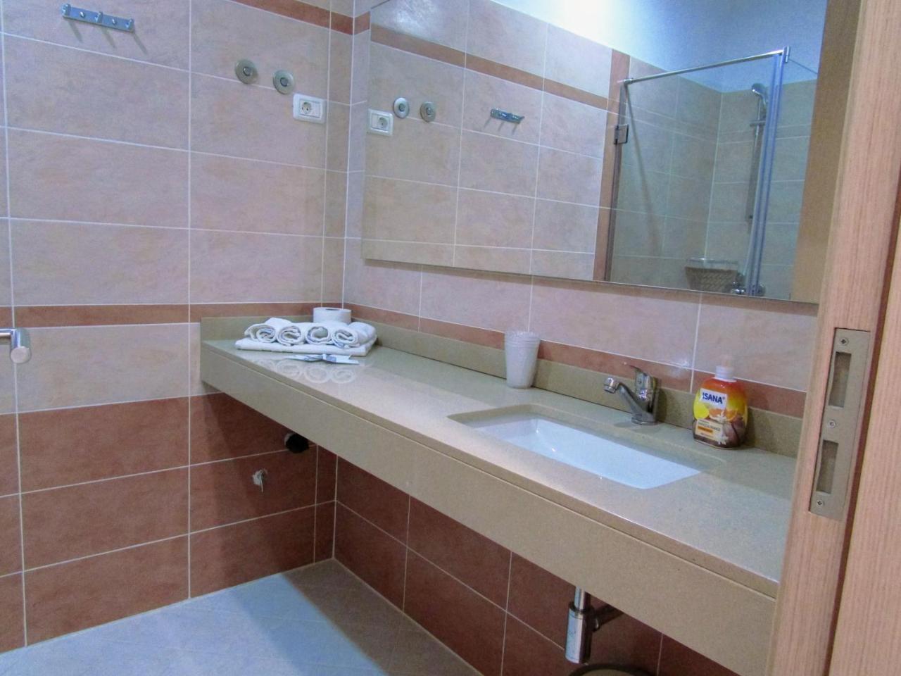 Bel Ami Suita Hotel Орикум Екстериор снимка